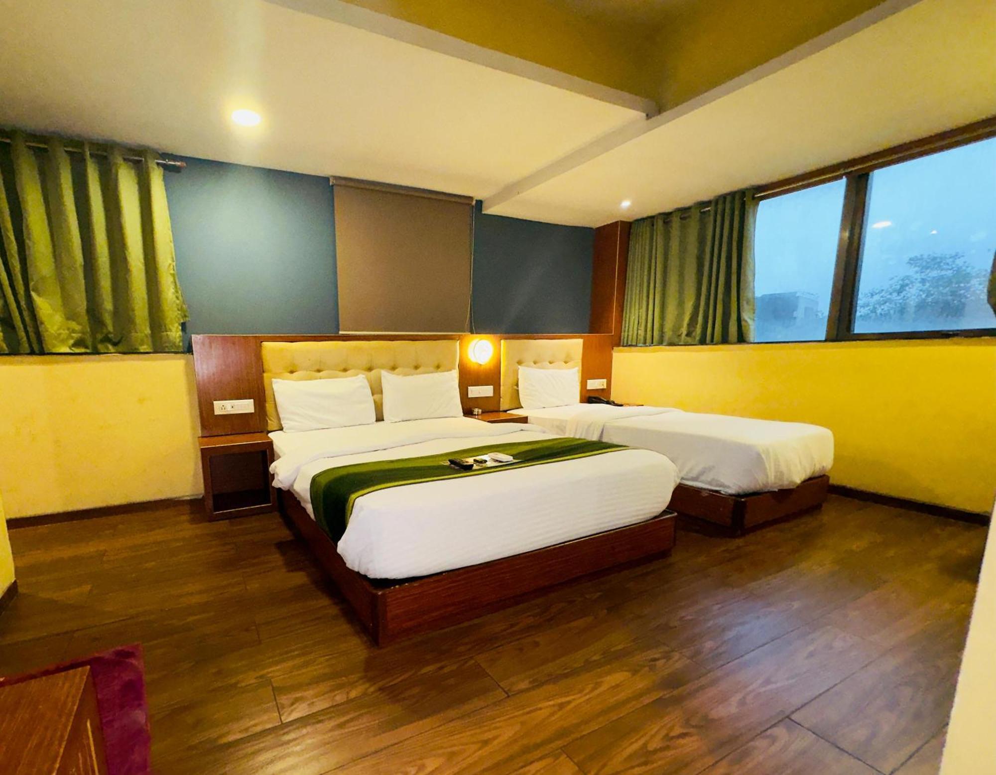 Hotel Aflon Midc Andheri East Βομβάη Εξωτερικό φωτογραφία