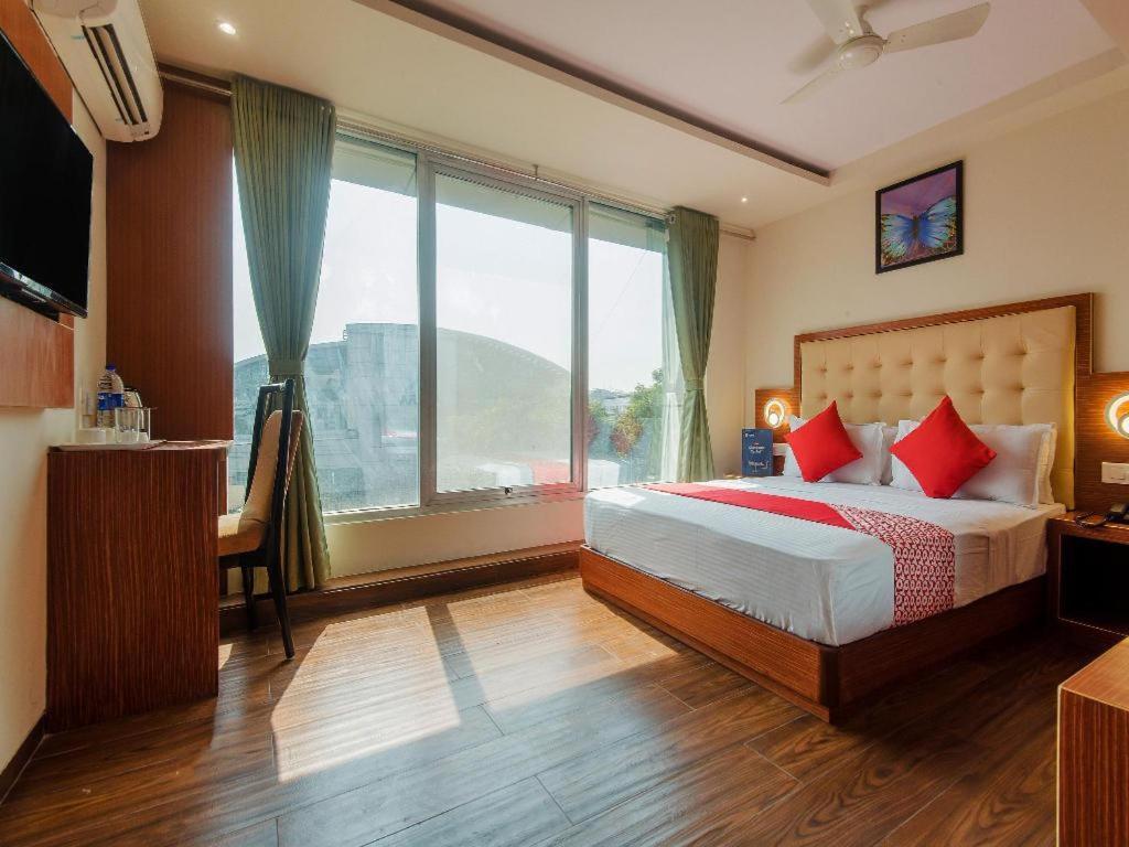 Hotel Aflon Midc Andheri East Βομβάη Εξωτερικό φωτογραφία